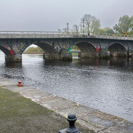 Waterfront Self Catering Houses Carrick on Shannon Eksteriør billede
