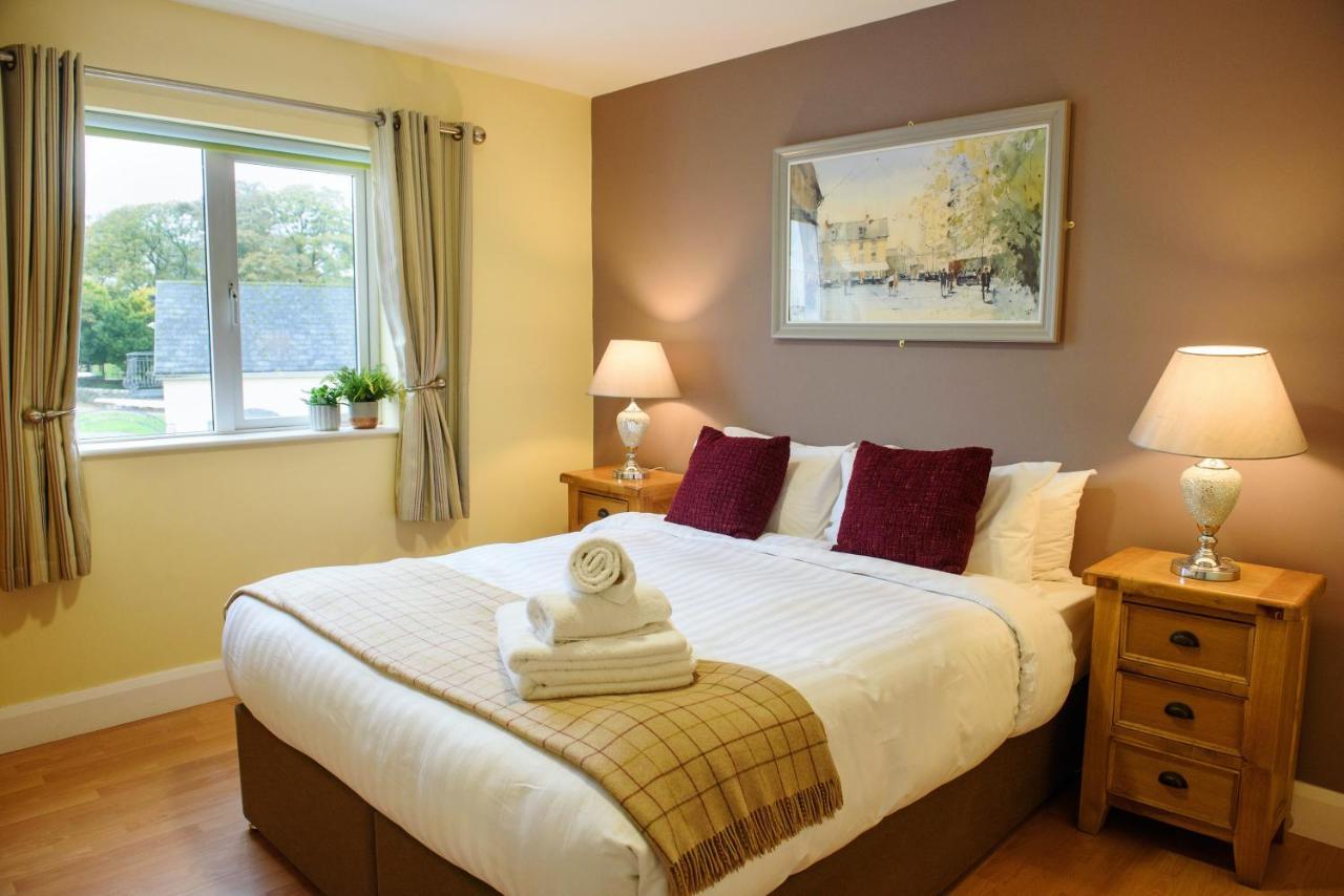 Waterfront Self Catering Houses Carrick on Shannon Eksteriør billede