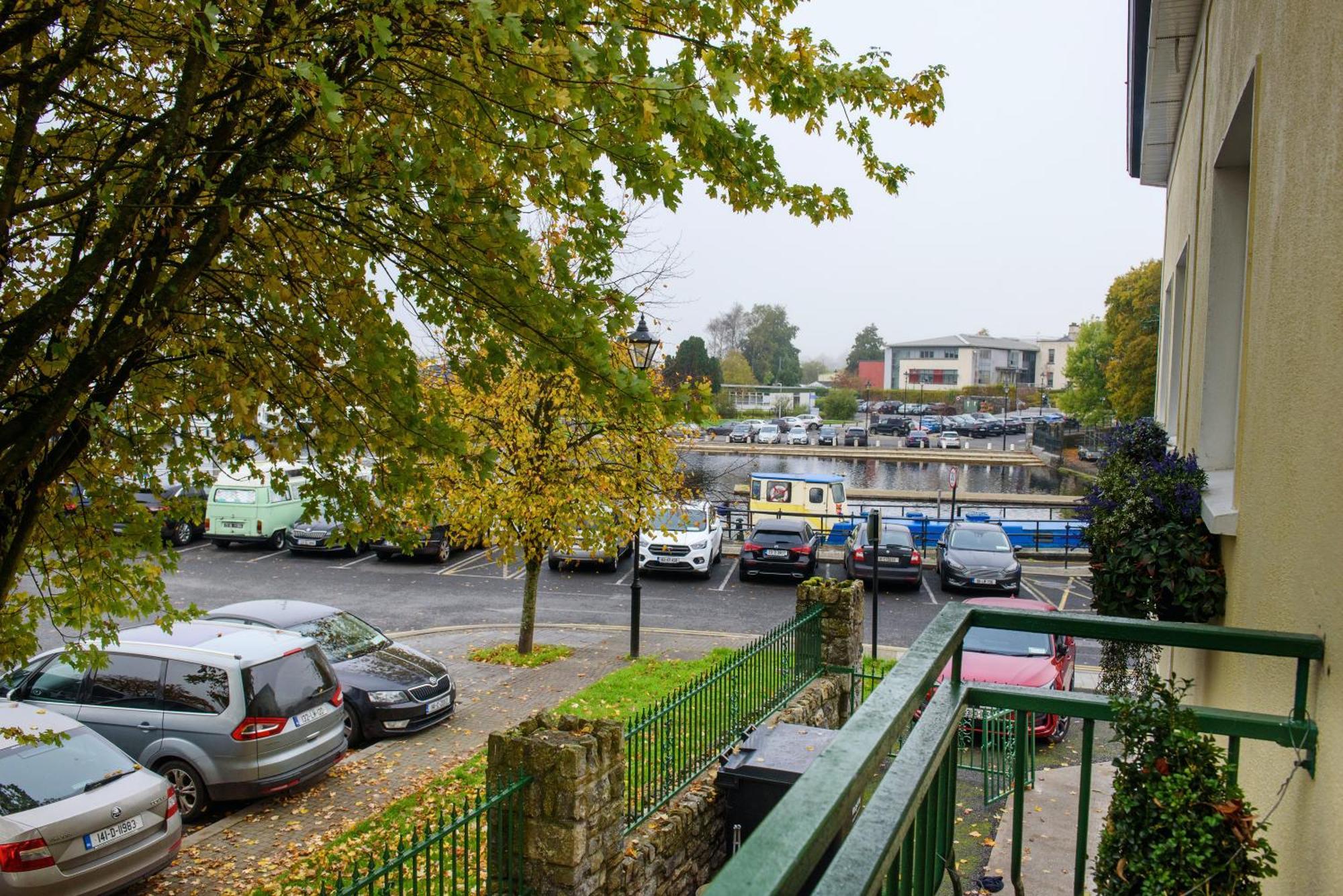 Waterfront Self Catering Houses Carrick on Shannon Eksteriør billede