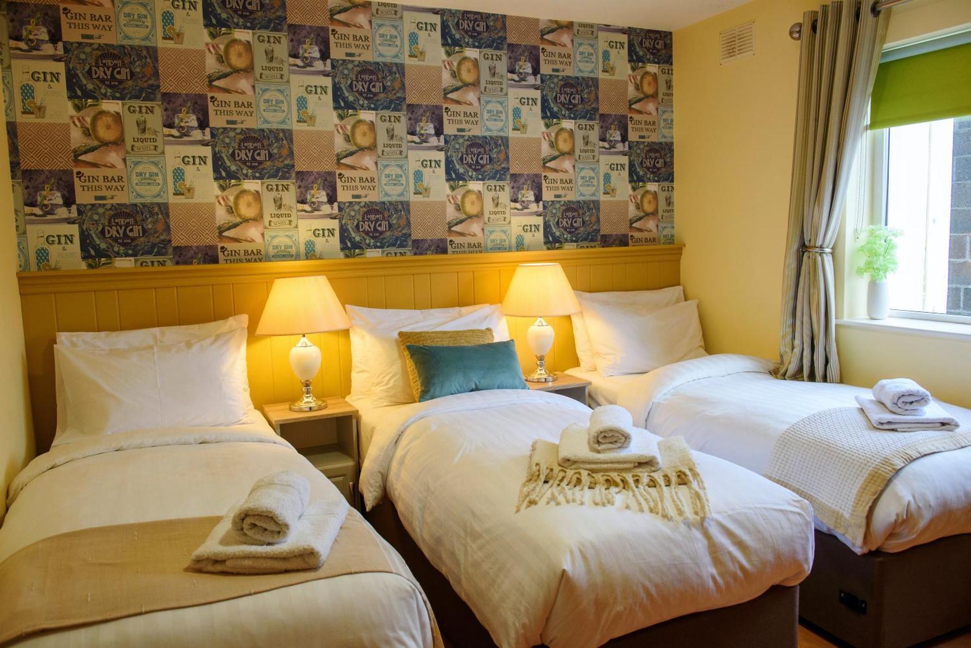 Waterfront Self Catering Houses Carrick on Shannon Eksteriør billede