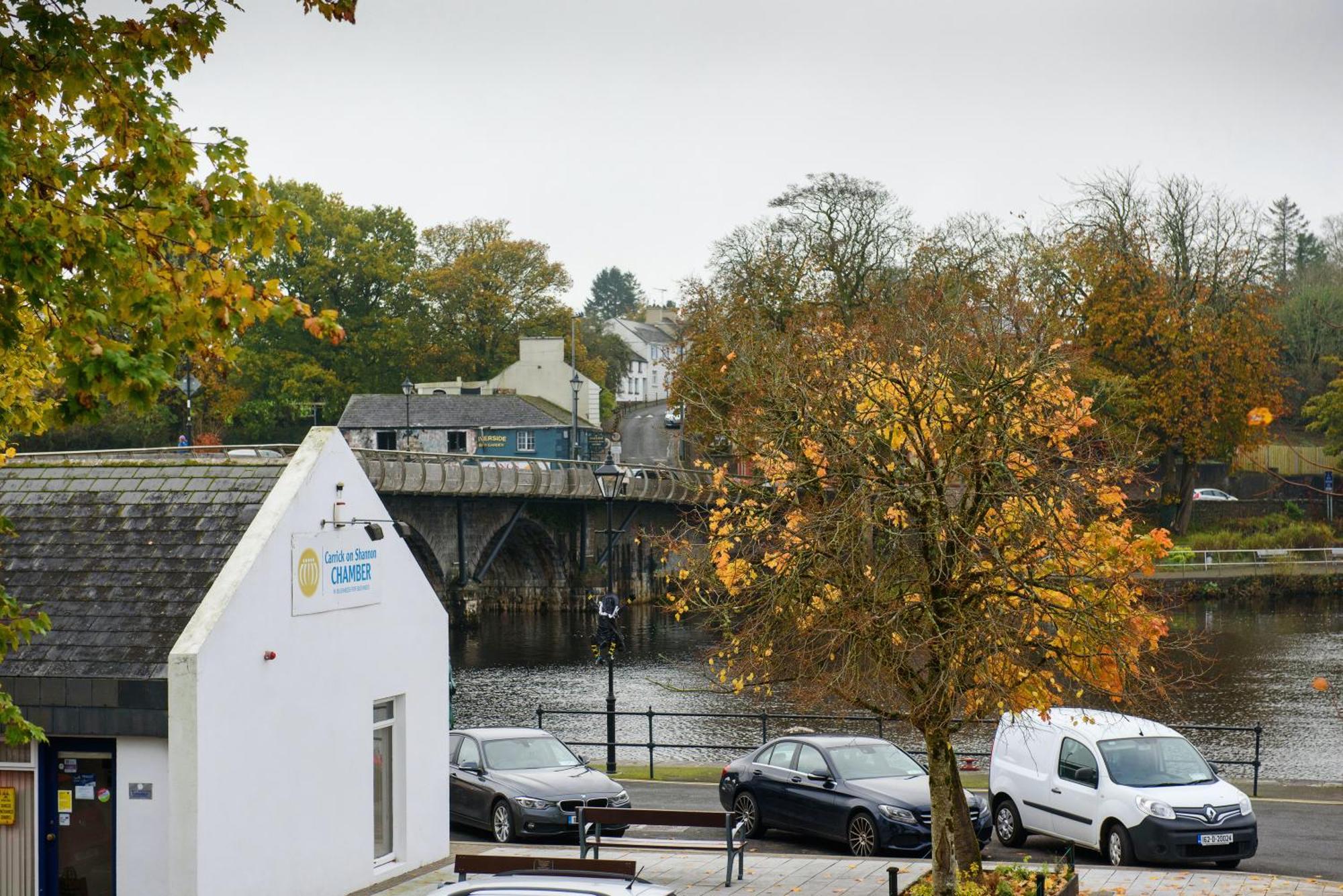 Waterfront Self Catering Houses Carrick on Shannon Eksteriør billede